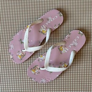 Coach Light pink beige cream flip flops sandals flowers floral.Women’s size 9-10